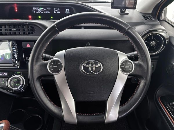 2015 Toyota Aqua X-URBAN , PUSH START,ALLOYS Carousel 11