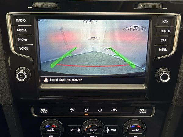 2017 Volkswagen Golf 1.4 TSI Highline,Blind spot,Carplay Carousel 17