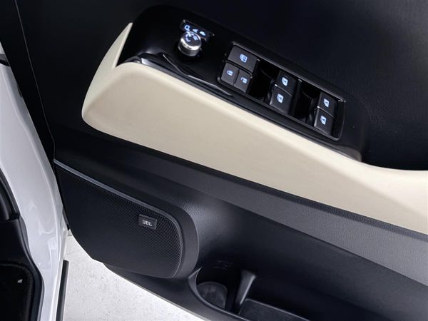 2019 Toyota Alphard Hybrid,4WD,BSM,360 Camera,JBL Sounds Carousel 13