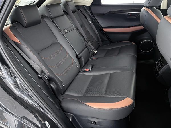 2019 Lexus NX 300h 4WD,SunRoof,Version L,Vented seats Carousel 9
