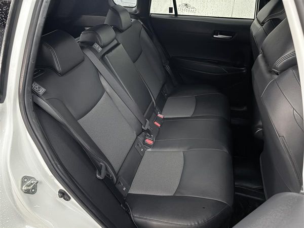2022 Toyota Corolla Cross HYBRID Z 360 CAMERA,Heated seat Carousel 9