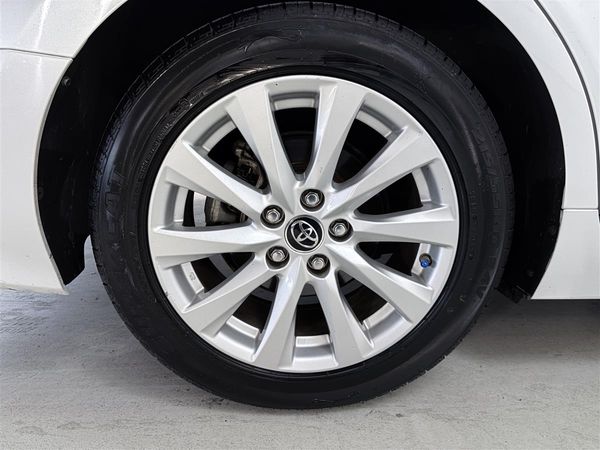 2017 Toyota Camry 2.5G Hybrid,ACC,BSM,Eletric seat Carousel 6