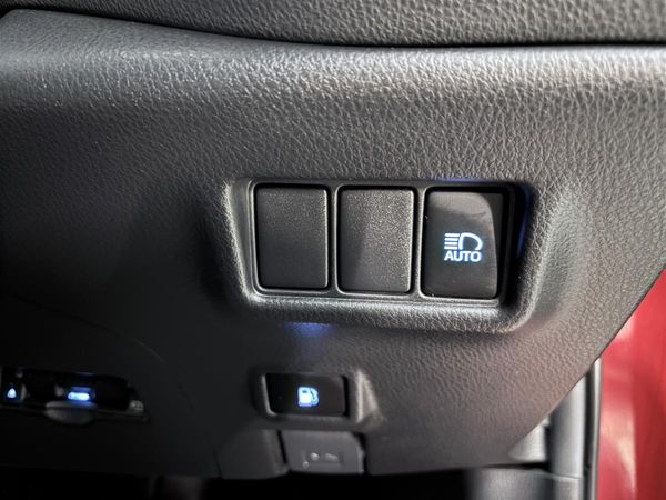 2022 Toyota C-HR 1.8S HYBRID,Reverse Camera,Bluetooth Carousel 13