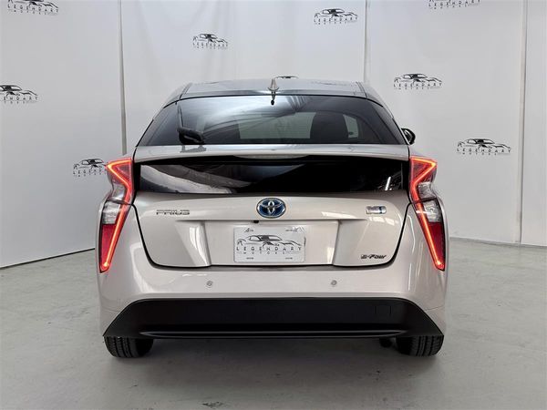 2017 Toyota Prius 4WD,S SAFETY PLUS,Service history