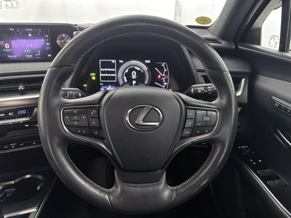 2019 Lexus UX 250h Radar cruise,Eletric Boot,Reverse Camera Carousel 11