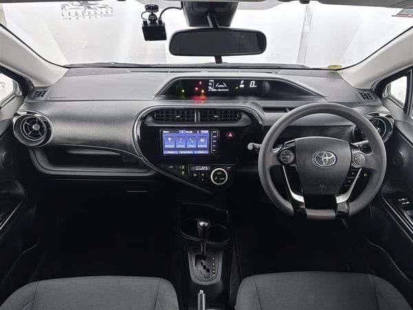 2019 Toyota Aqua 1.5 S style HYBRID low k,Push start Carousel 10