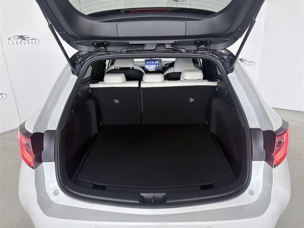 2023 Toyota Corolla 1.8 Touring Hybrid WXB,Radar Cruise Carousel 7