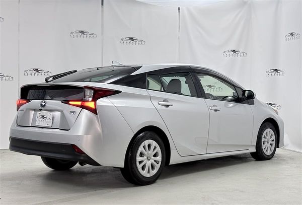 2021 Toyota Prius 1.8 S,Radar Cruise,Reverse Camera Carousel 5