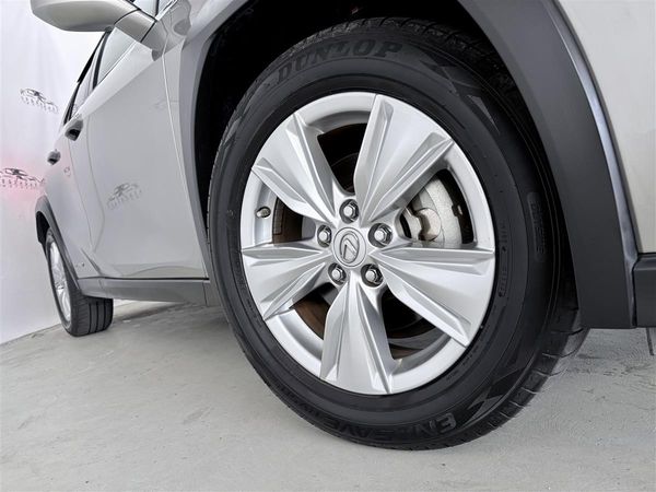 2019 Lexus UX 250h Radar cruise,Eletric Boot,Reverse Camera Carousel 6