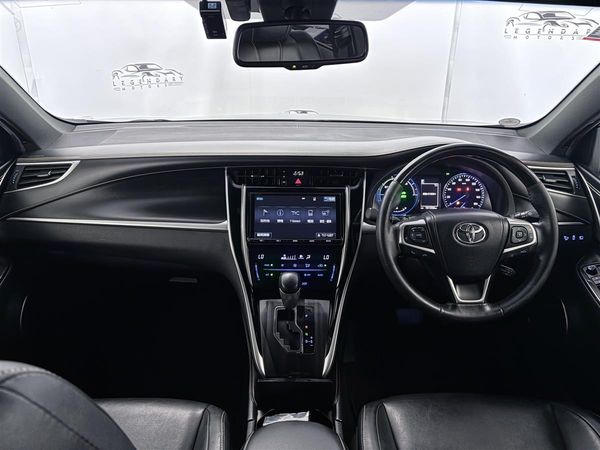2017 Toyota Harrier PREMIUM HYBRID 4WD,Full bodykit Carousel 10
