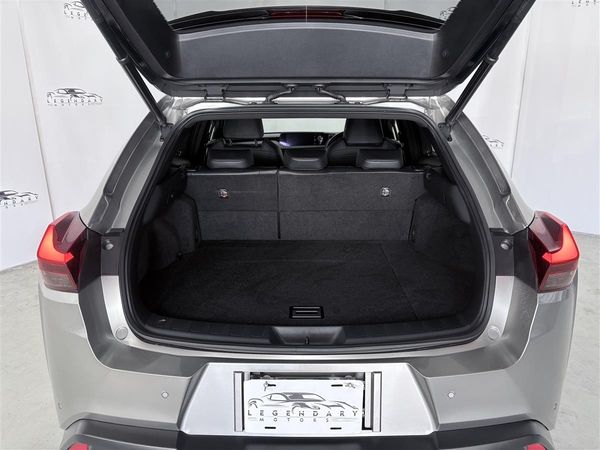 2019 Lexus UX 250h Radar cruise,Eletric Boot,Reverse Camera Carousel 7