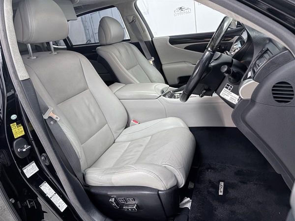 2014 Lexus LS 600 HL 4WD Hybrid v8,soft closing doors Carousel 15