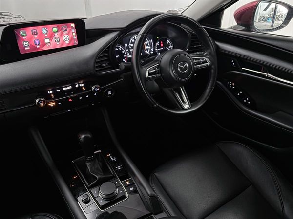 2020 Mazda 3 2.0,Leather,60 camera,BSM ,HUD Carousel 15