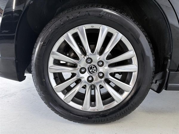 2017 Toyota Harrier PREMIUM HYBRID 4WD,Full bodykit Carousel 6