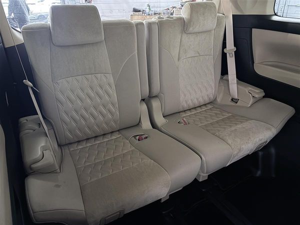 2019 Toyota Alphard Hybrid,4WD,BSM,360 Camera,JBL Sounds Carousel 8