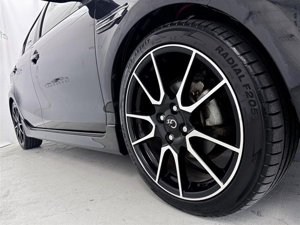 2015 Toyota Aqua G'S GS,NEW TYRES,HALF LEATHER Carousel 6