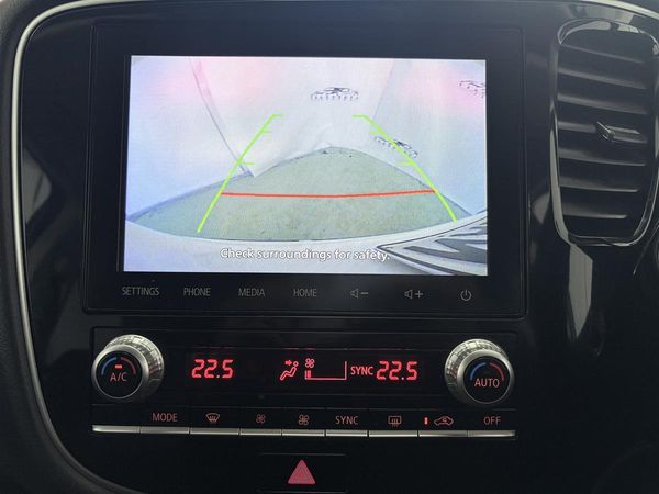 2020 Mitsubishi Outlander XLS,4WD,7 seaters,Carplay,BSM Carousel 17
