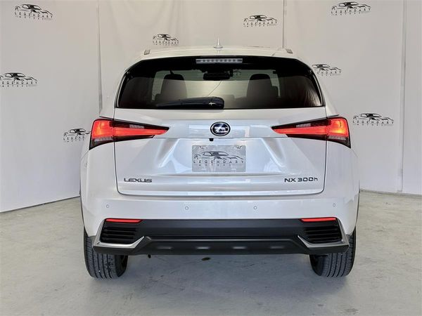 2018 Lexus NX 300h Black leather,Eletric boot,3 EYE LED Carousel 4