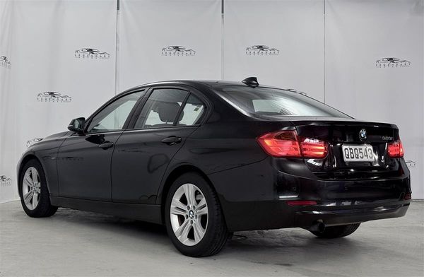 2012 BMW 320i Apple Carplay,Eletric seats,2.0P TURBO Carousel 3