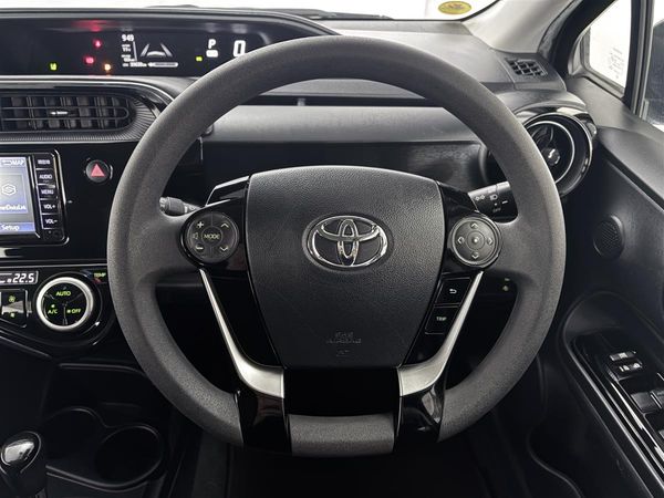 2019 Toyota Aqua 1.5 S style HYBRID low k,Push start Carousel 11