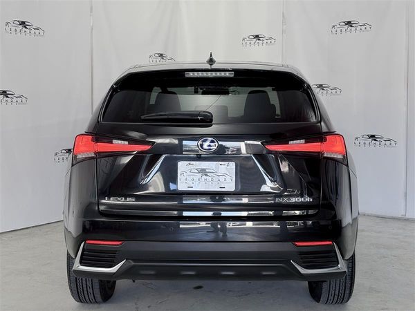 2019 Lexus NX 300h 4WD,SunRoof,Version L,Vented seats Carousel 4