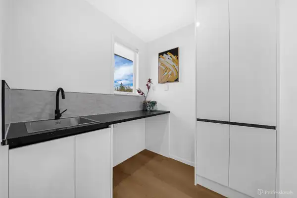 Property Detail