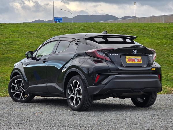 2017 Toyota C-HR 1.8ltr Hybrid**WGTN's BEST VALUE C-HR 'G' !! ** Carousel 14