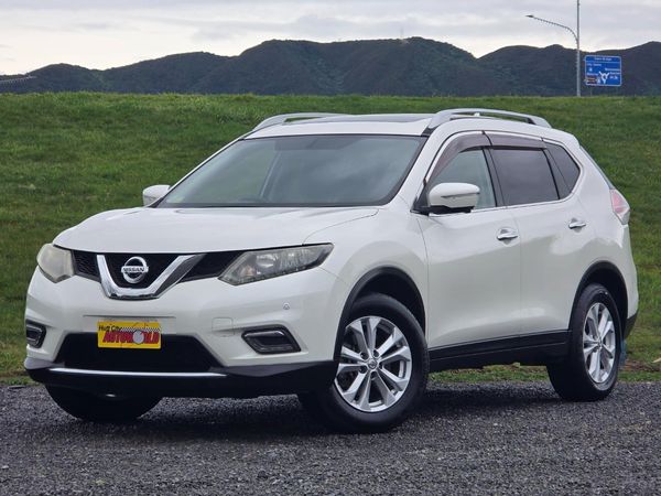 2014 Nissan X-Trail 2.0ltr ** 7 SEATER - SUNROOF - LEATHER ** Carousel 6