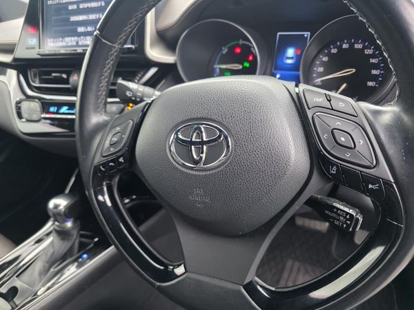 2017 Toyota C-HR 1.8ltr Hybrid**WGTN's BEST VALUE C-HR 'G' !! ** Carousel 18