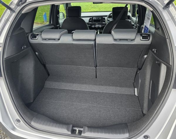 2021 Honda Fit 1.5ltr Hybrid **LATEST MODEL - SUPERB VALUE ** Carousel 5