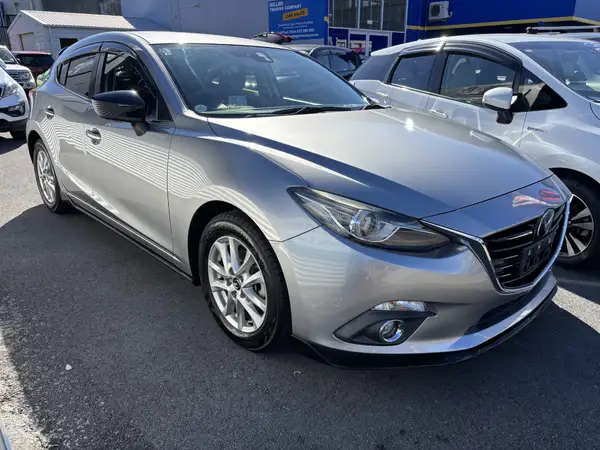 2015 Mazda Axela Sport