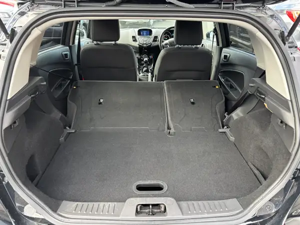 2015 Ford Fiesta 1.5 Tdci Carousel 2