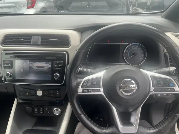2017 Nissan Leaf Carousel 2