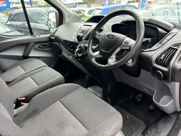 2015 Ford Transit Swb Low Roof Carousel 8