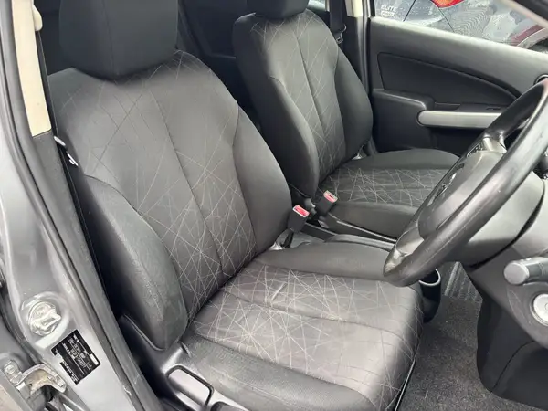 2014 Mazda Demio Carousel 1