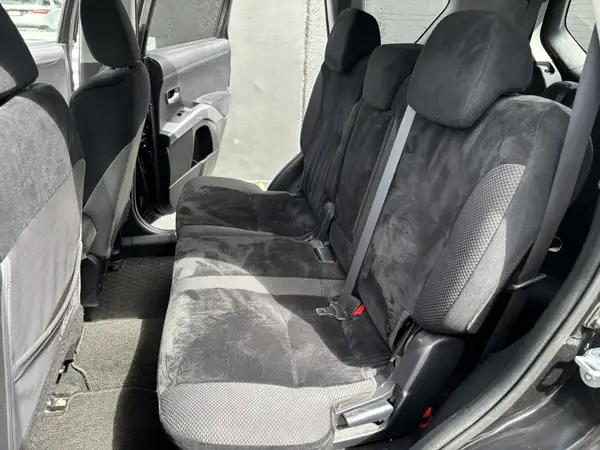 2009 Mitsubishi Outlander Carousel 3