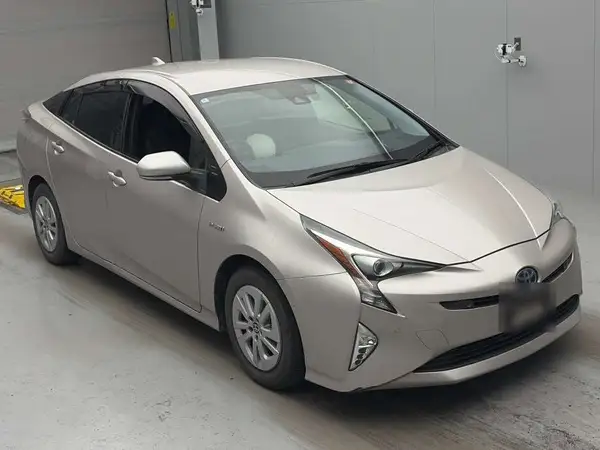 2018 Toyota Prius Hybrid S Safety