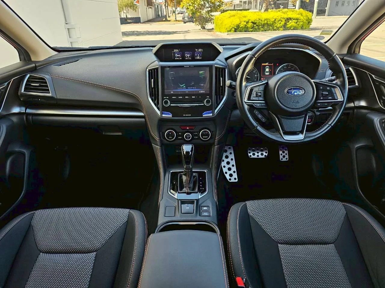 2017 Subaru XV 2.0 AWD Eye Sight Low Kms Carousel 4
