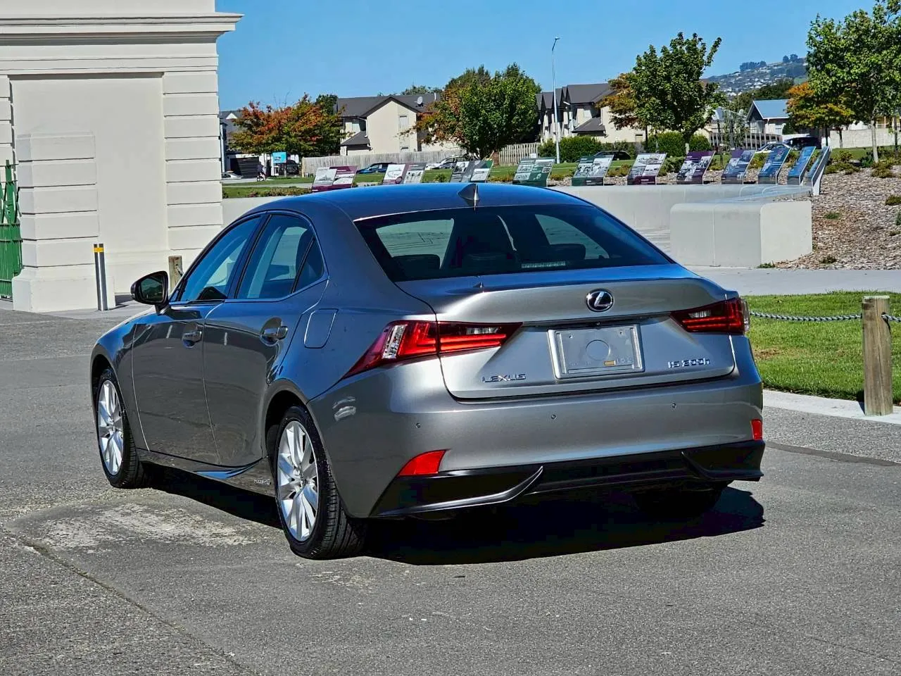 2015 Lexus IS300 Hybrid Luxurious Sedan Carousel 3