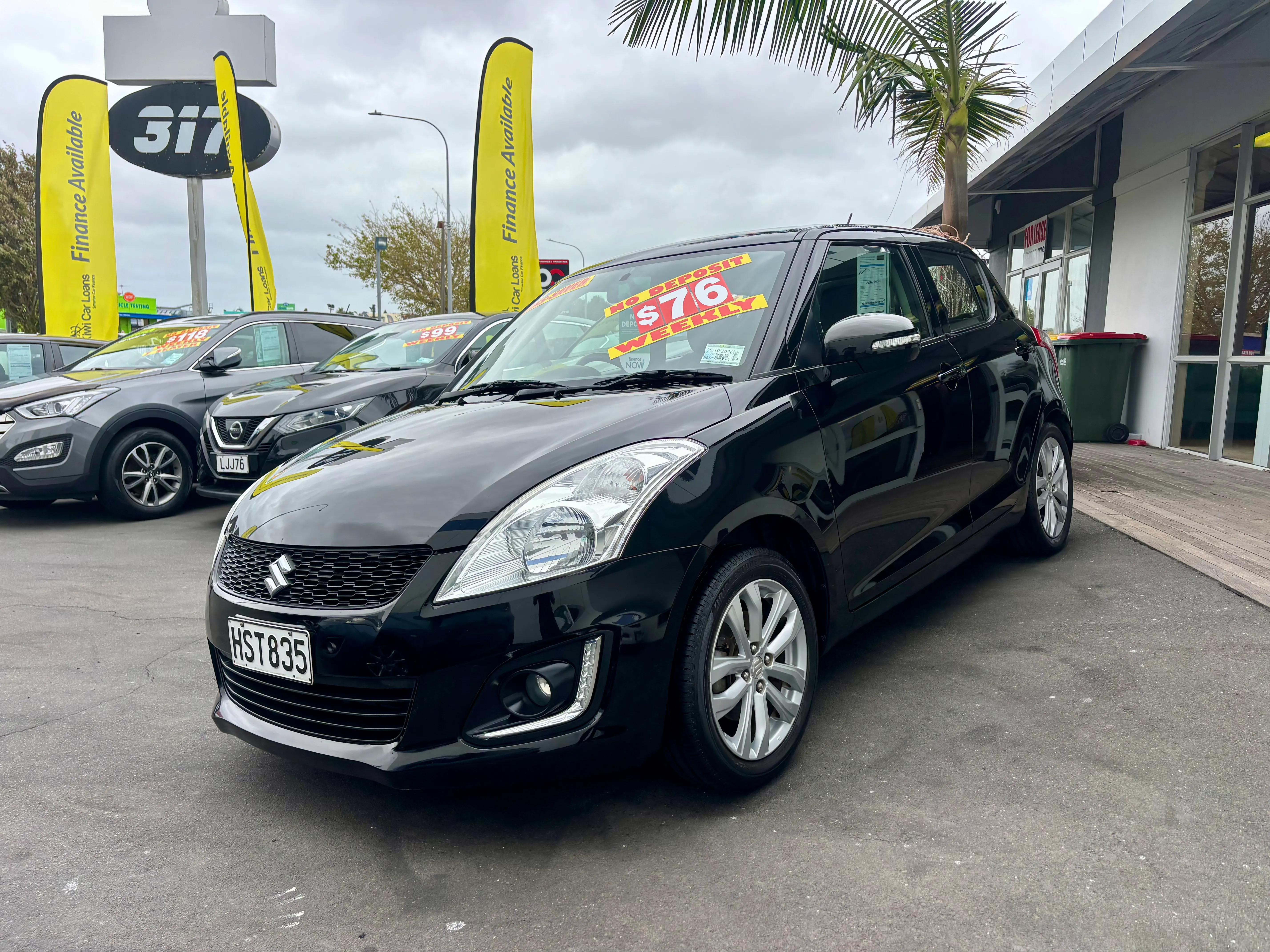 2014 Suzuki Swift  Carousel 3