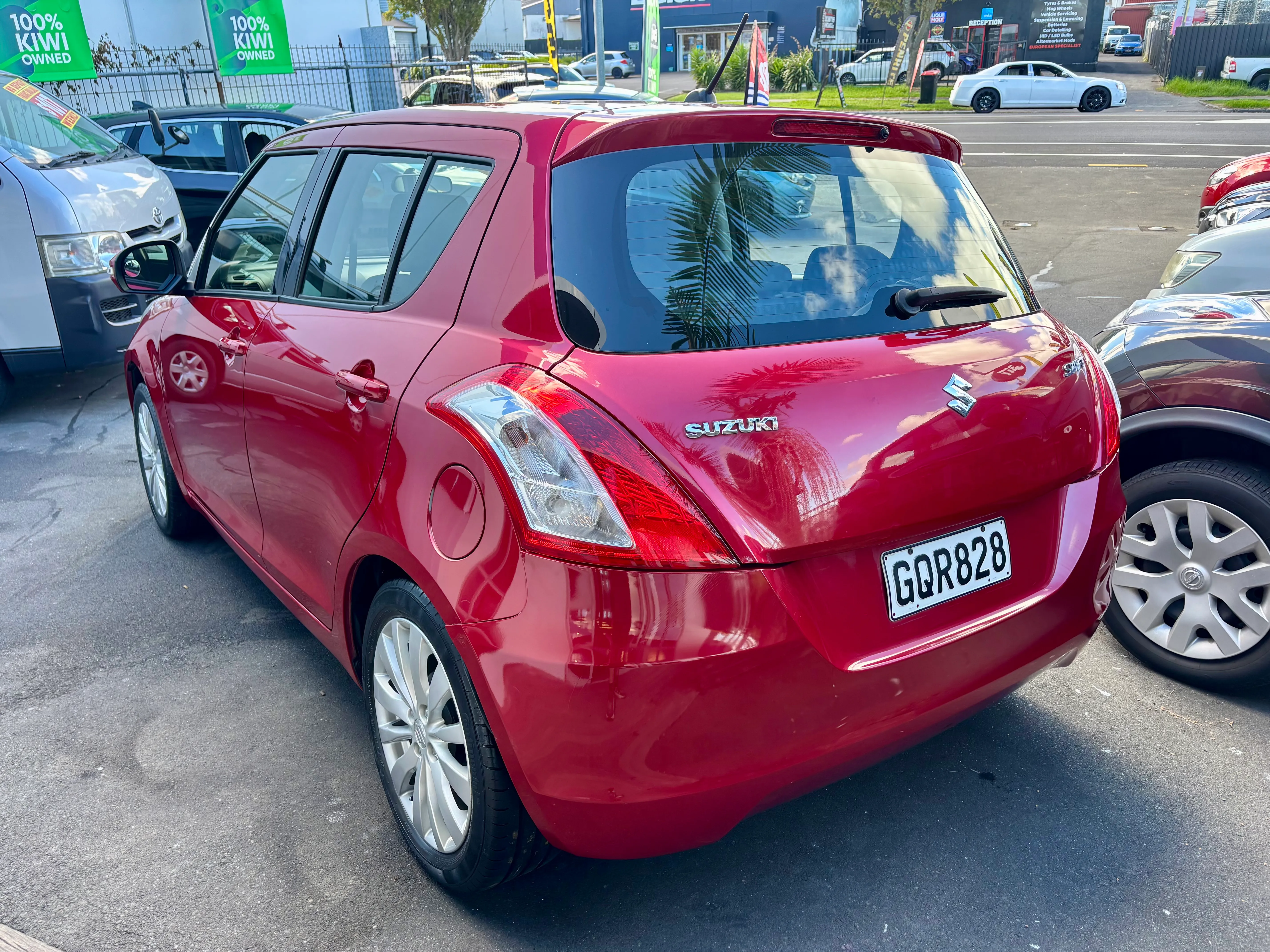 2012 Suzuki Swift LTDA Carousel 5