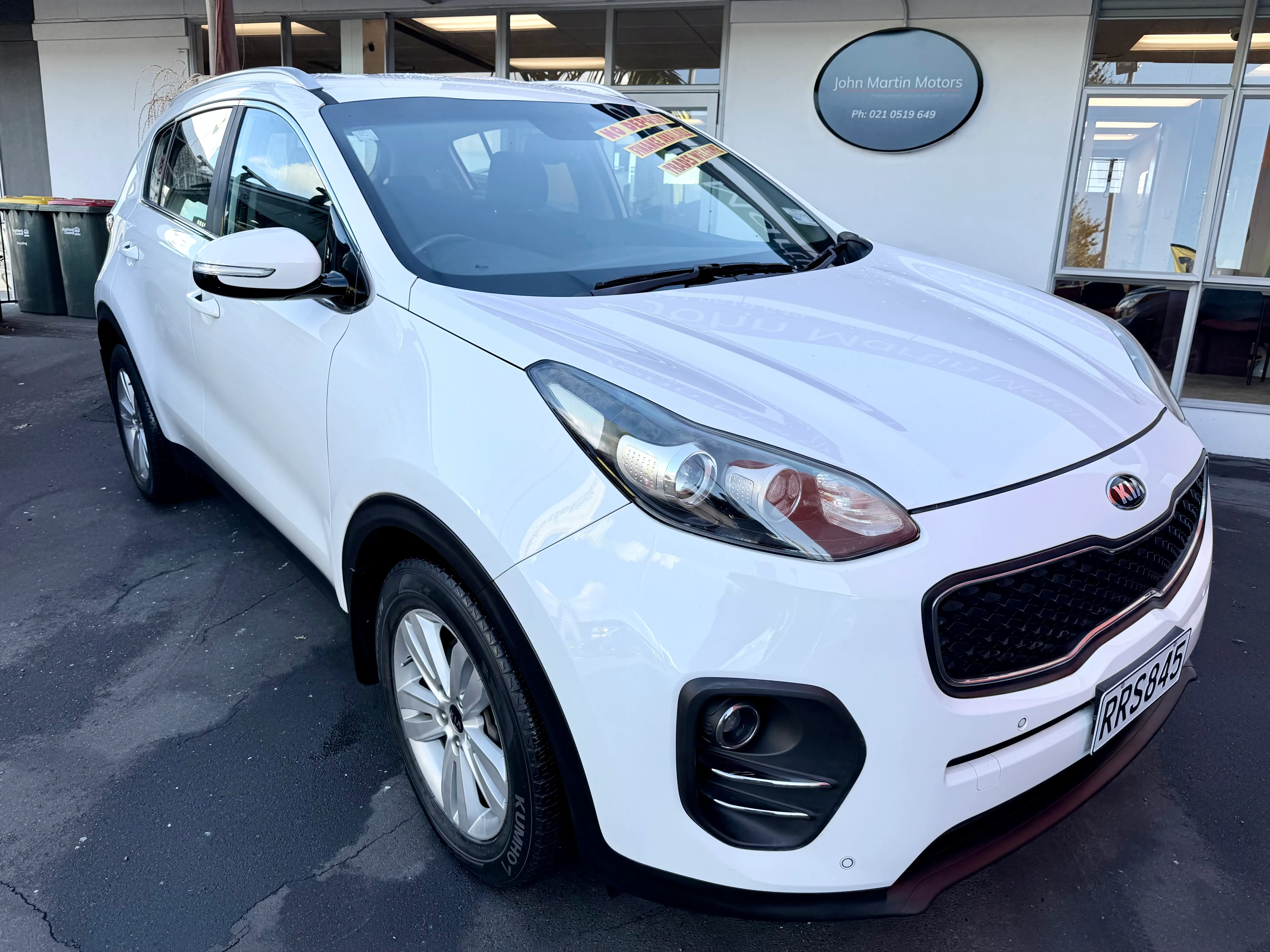 2018 Kia Sportage  Carousel 1