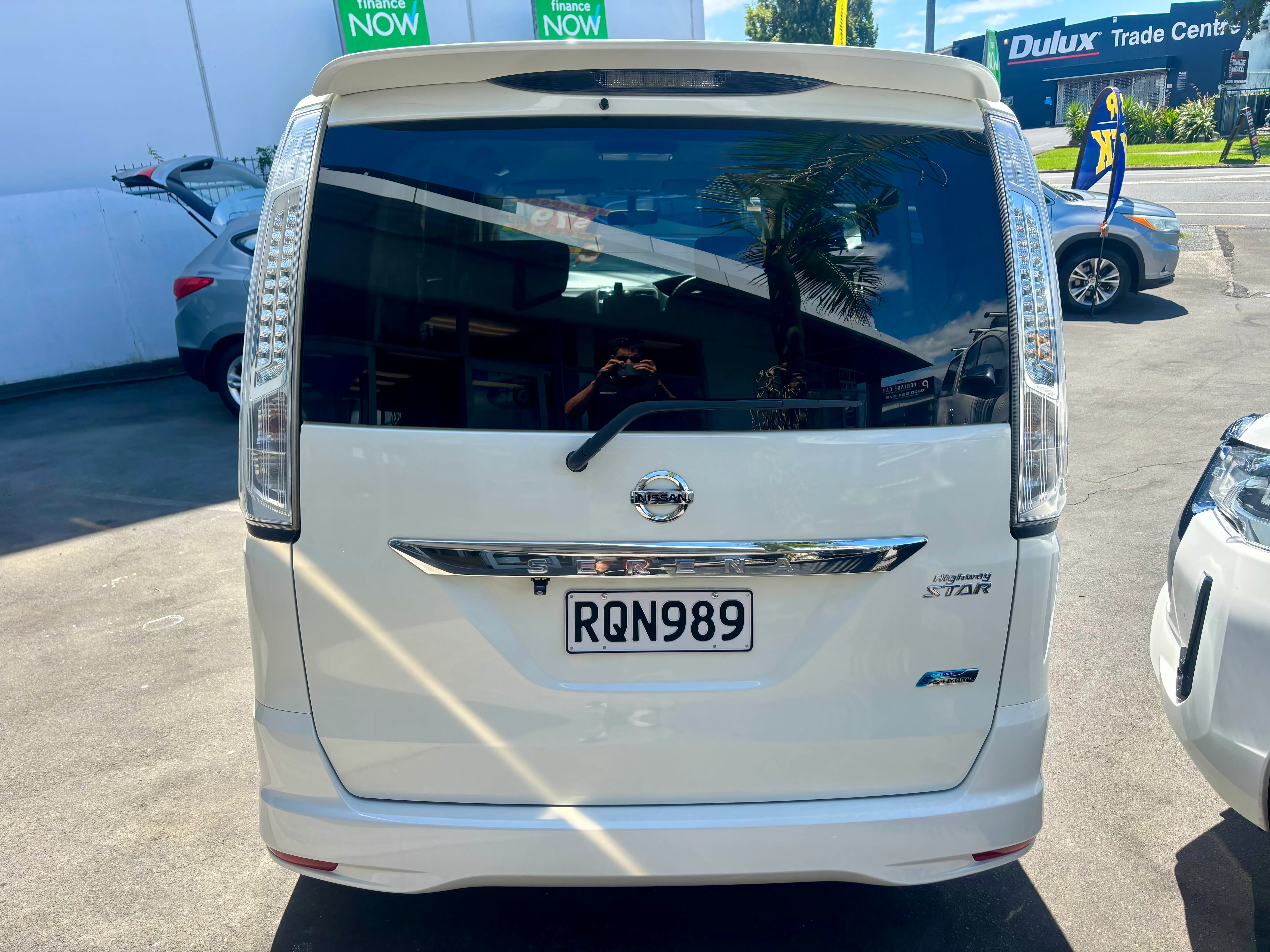 2013 Nissan Serena  Carousel 6