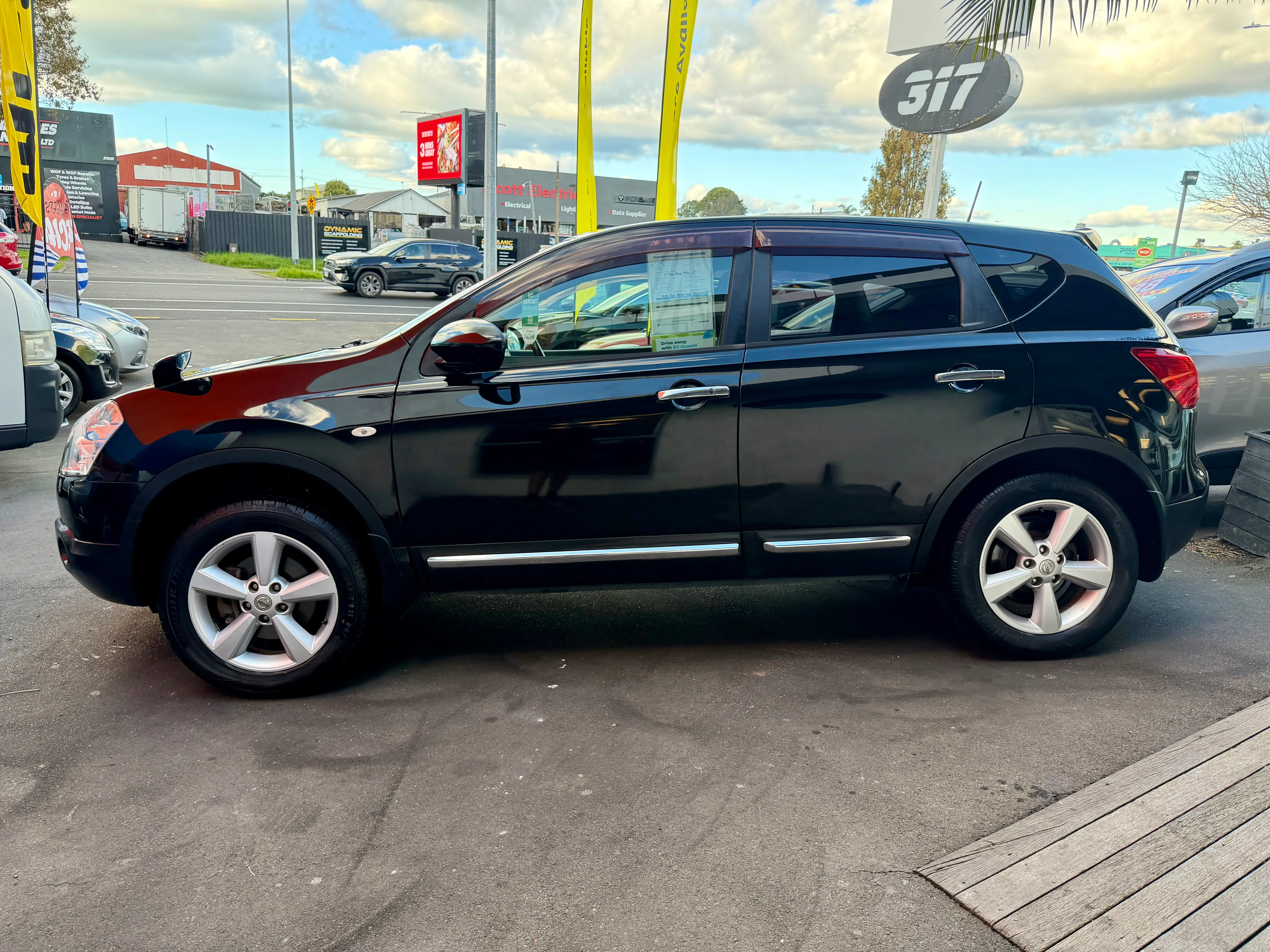 2012 Nissan Dualis  Carousel 4