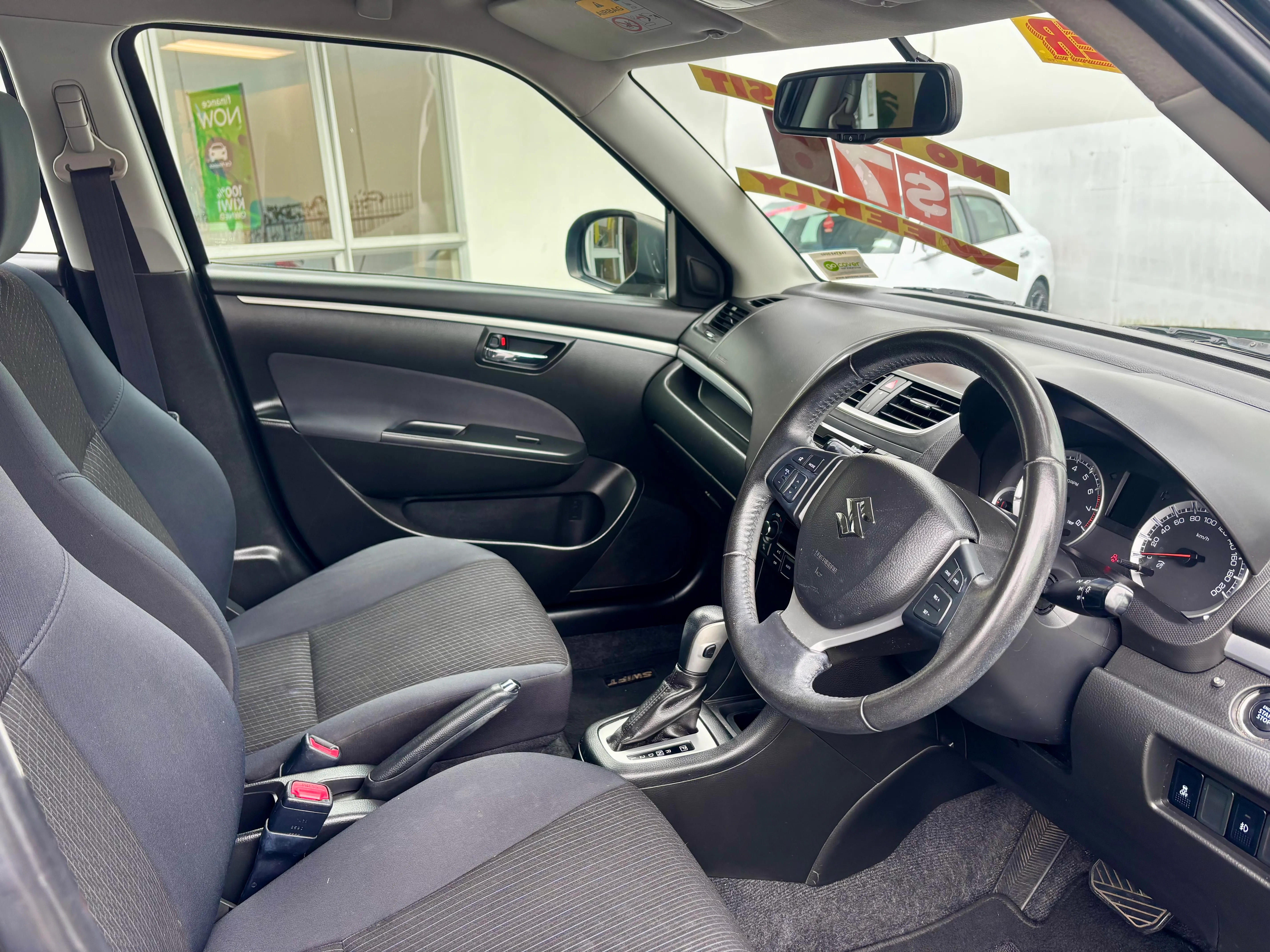 2014 Suzuki Swift  Carousel 9