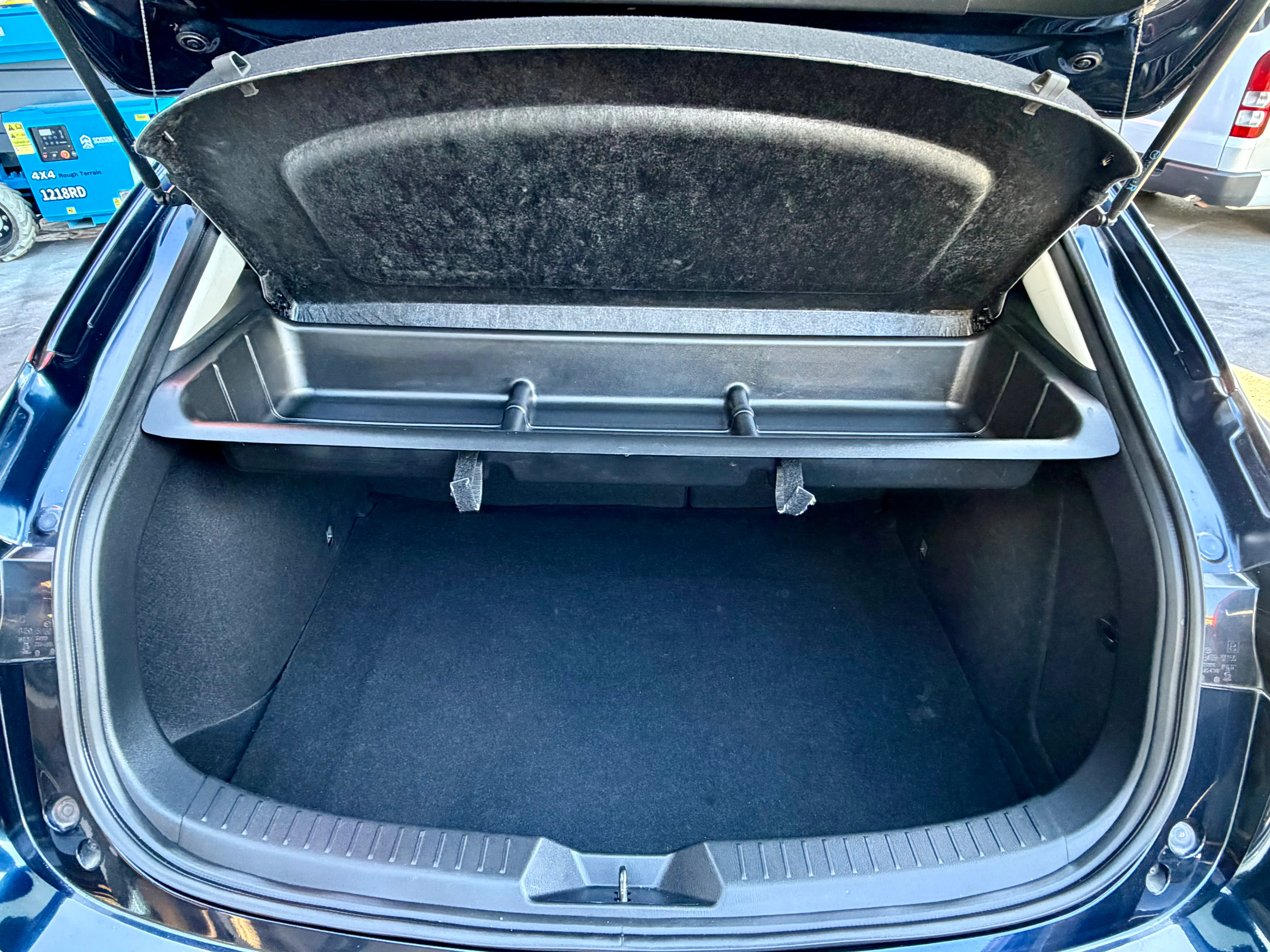 2014 Mazda 3 2.0 S Carousel 8
