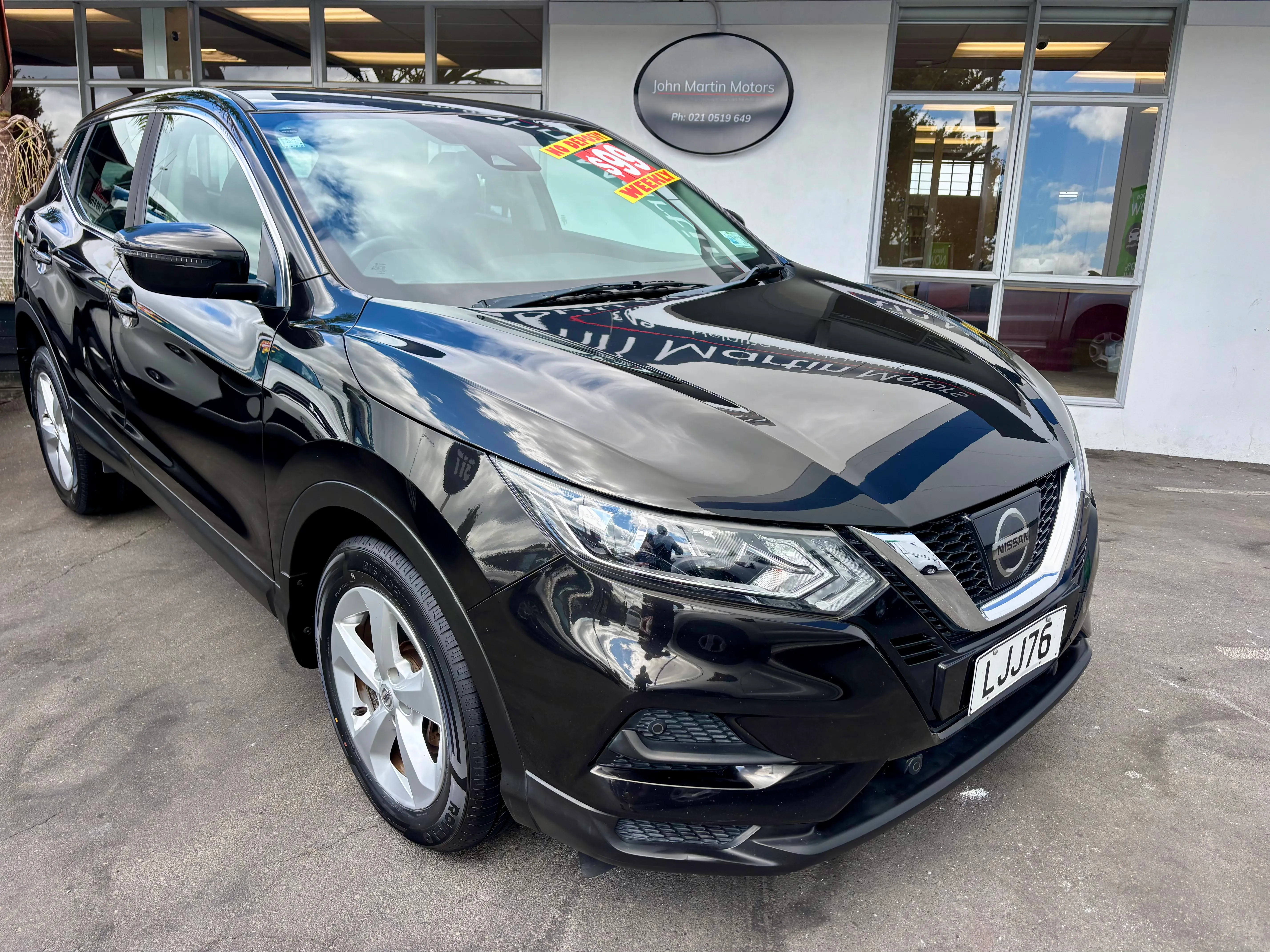 2018 Nissan Qashqai  Carousel 2