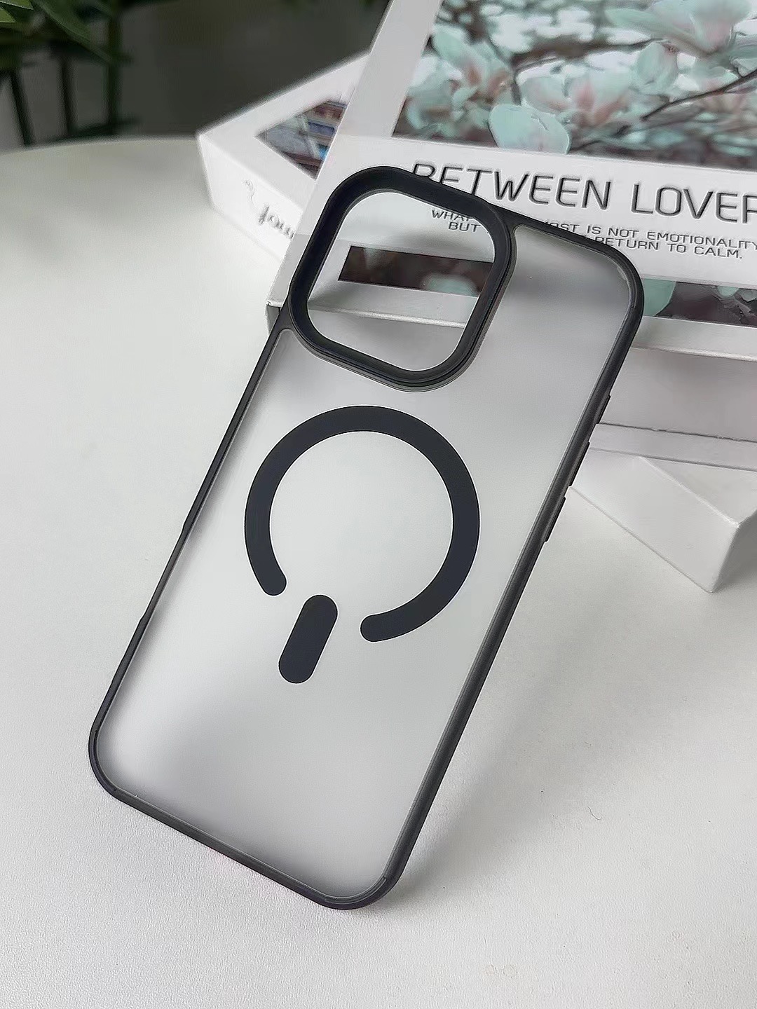 Samsung S24 Ultra Black Magsafe Frosted Bumper Case