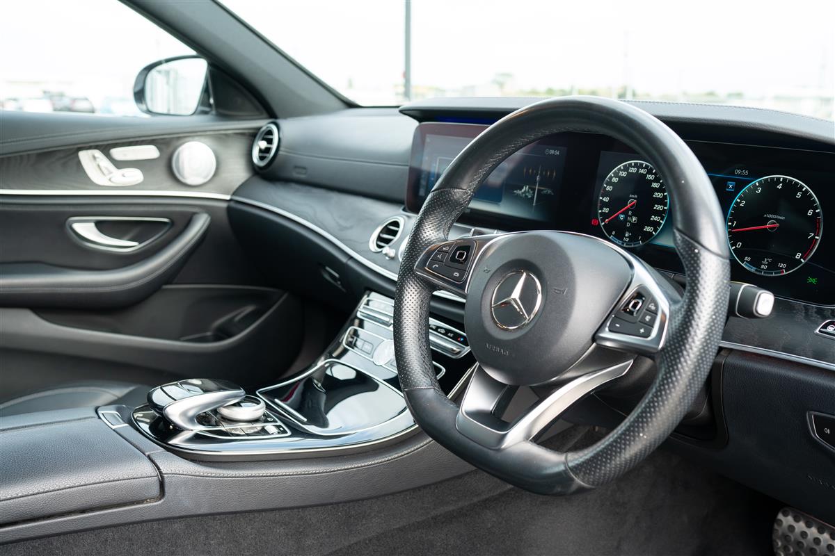 2018 Mercedes-Benz E 200 SPORT AVANTGARDE ESTATE WAGON Carousel 13