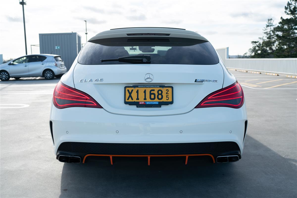 2015 Mercedes-Benz CLA 45 AMG ORANGE ART EDTION Carousel 7